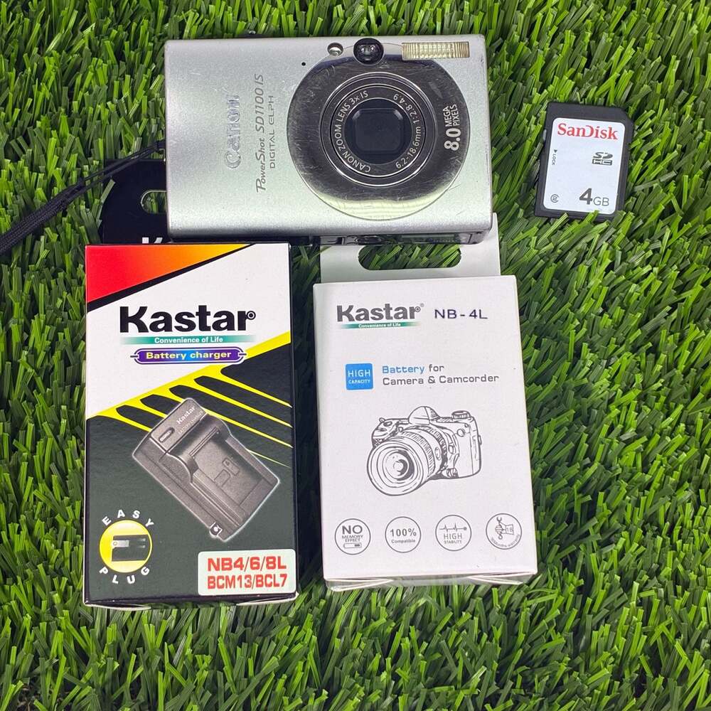 Canon PowerShot SD1100 IS Digital ELPH 8.0MP Camera with Accessories